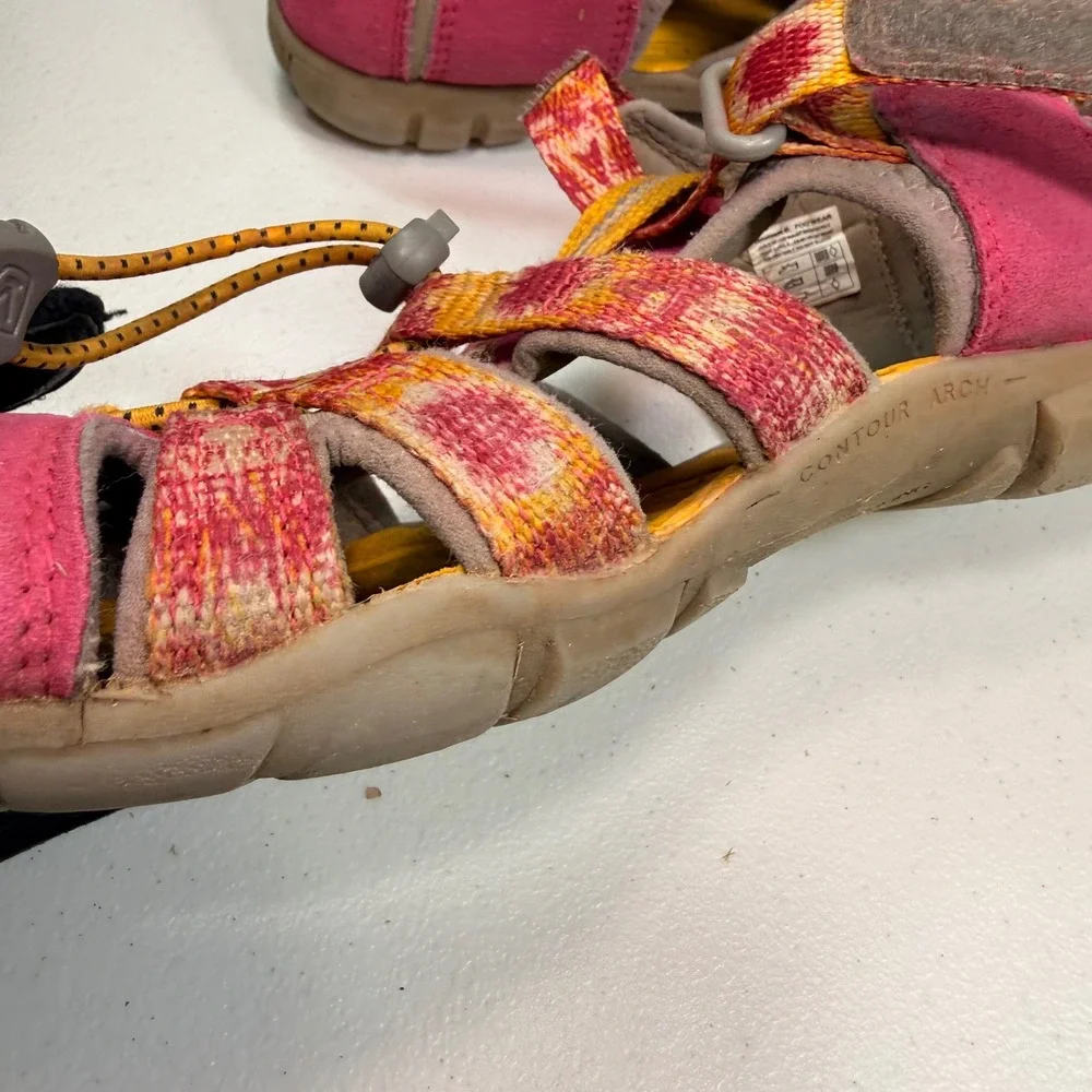 Keen CNX Sport Sandals Pink Orange Tie Dye Waterproof Outdoor Girls Size 13/1